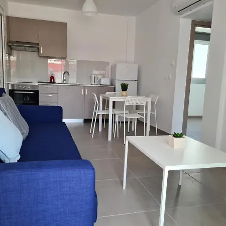 Tefkrou Anthia 9 Apts * 圣纳帕